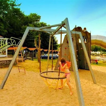 Randboldal & Parque de Campismo